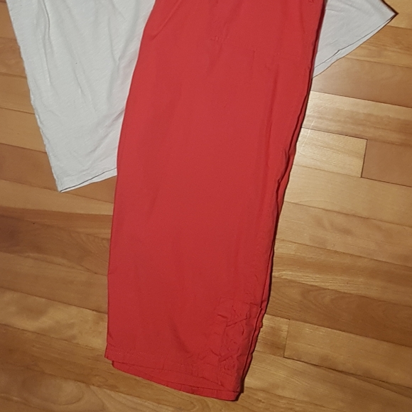 3/$20 Bright Coral Capris - Picture 3 of 10
